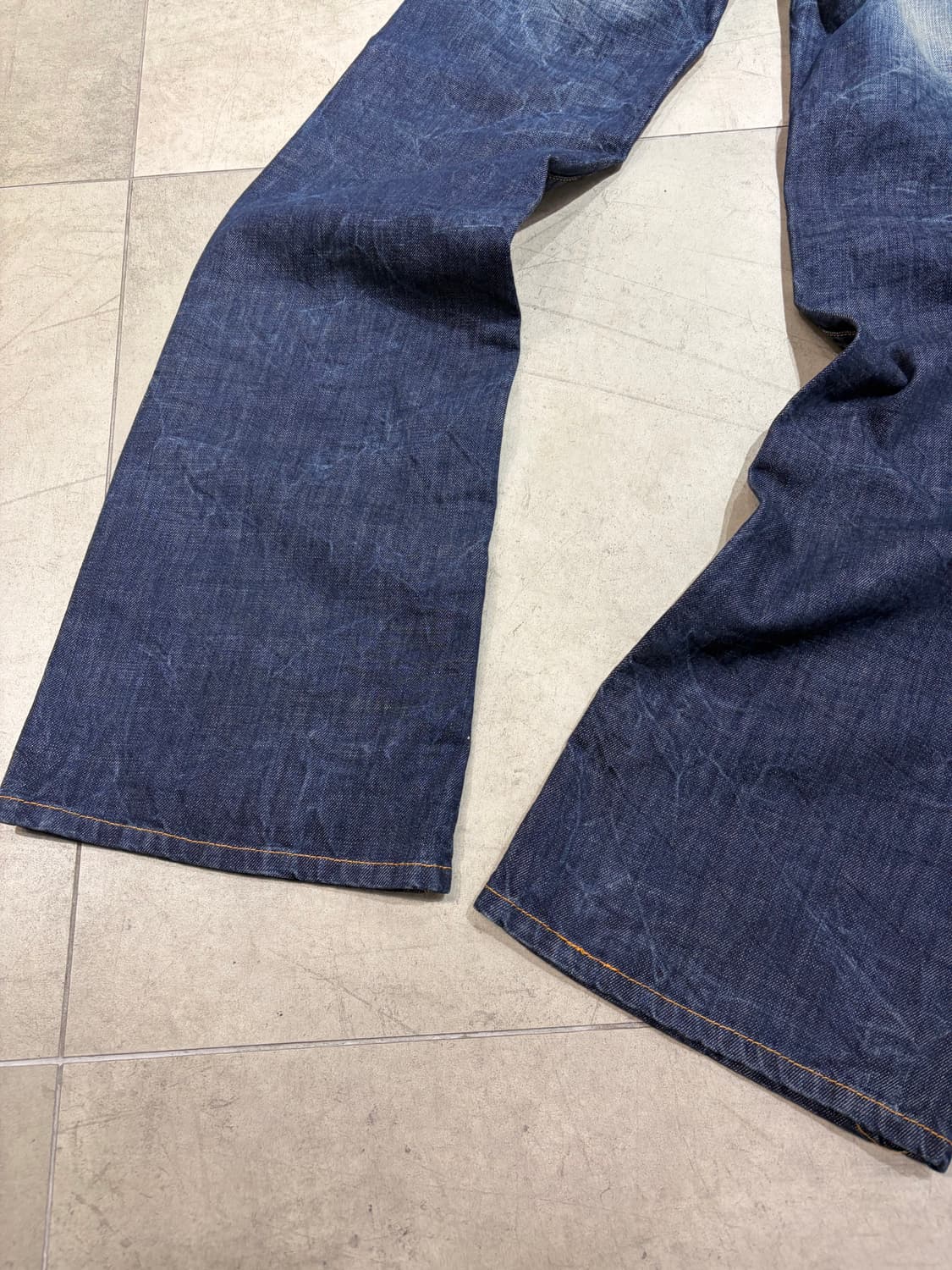 REDPEPPER 레드페퍼 오렌지 펑크 자수 데님팬츠 상품이미지2