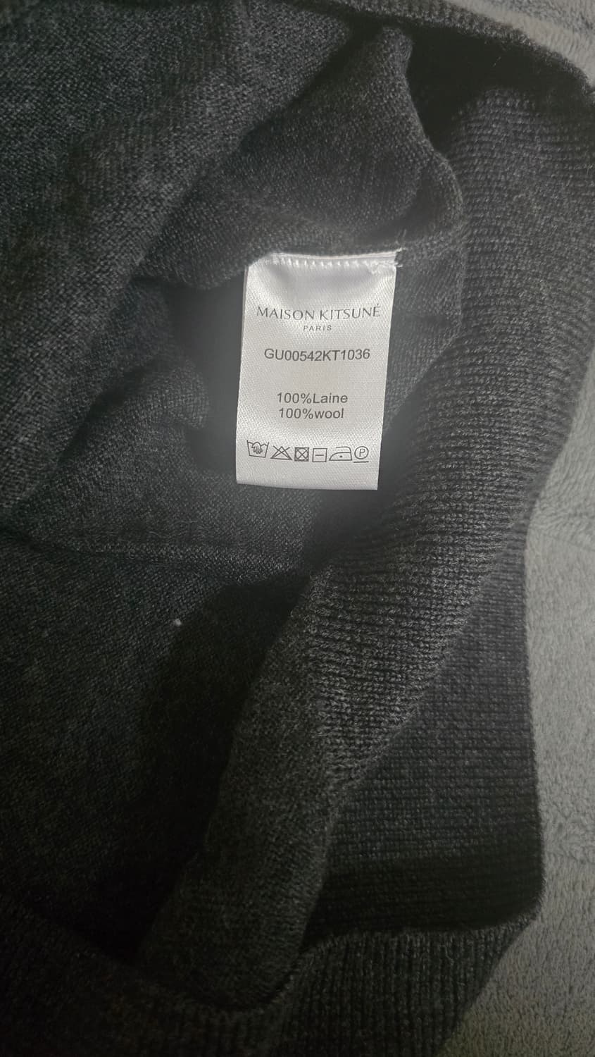 메종키츠네 폭스 헤드 가디건 
앤트러사이트 멜란지 그레이 XL사이즈 상품이미지5