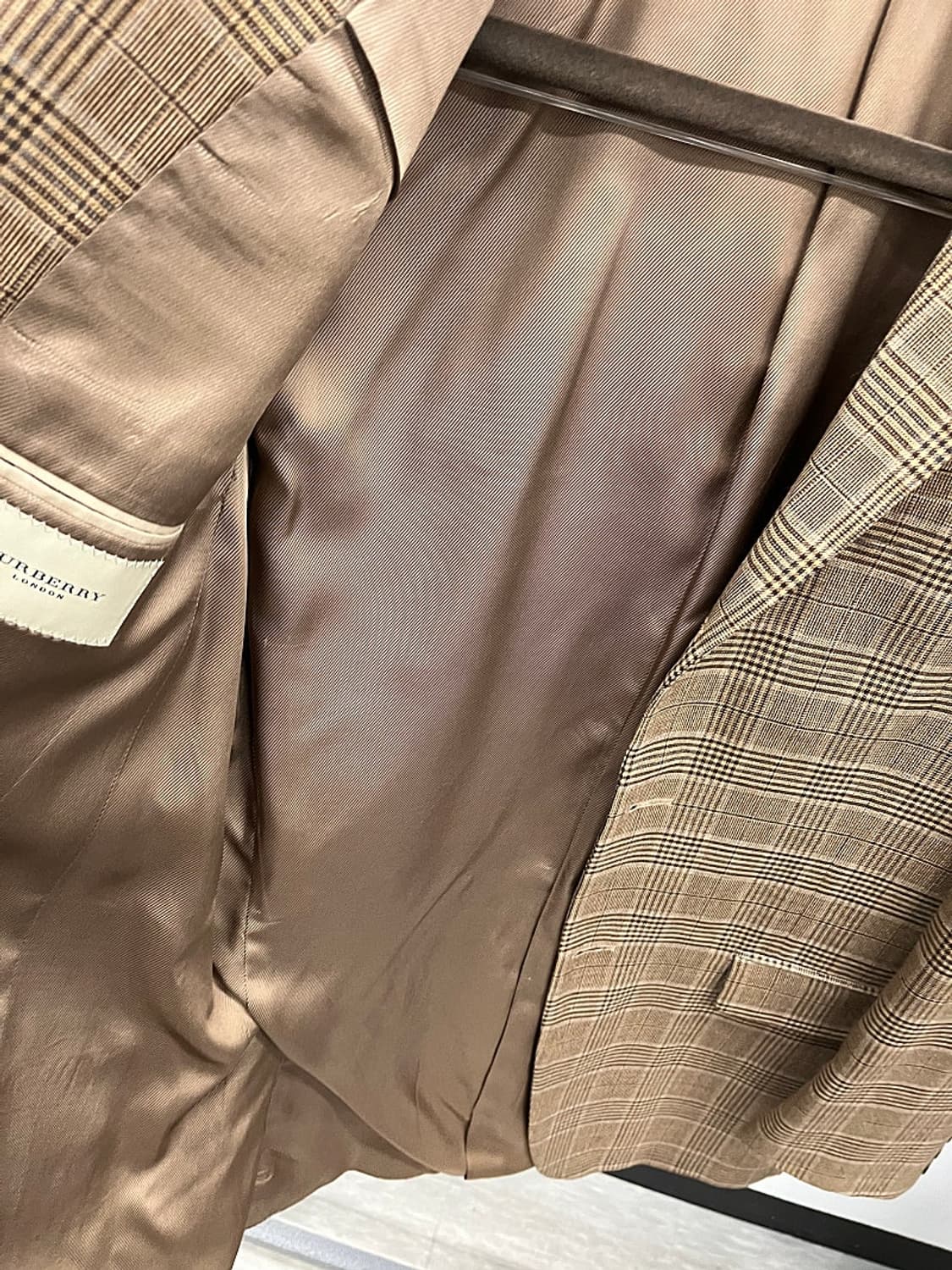 100) 버버리 체크 블레이져  상품이미지8
