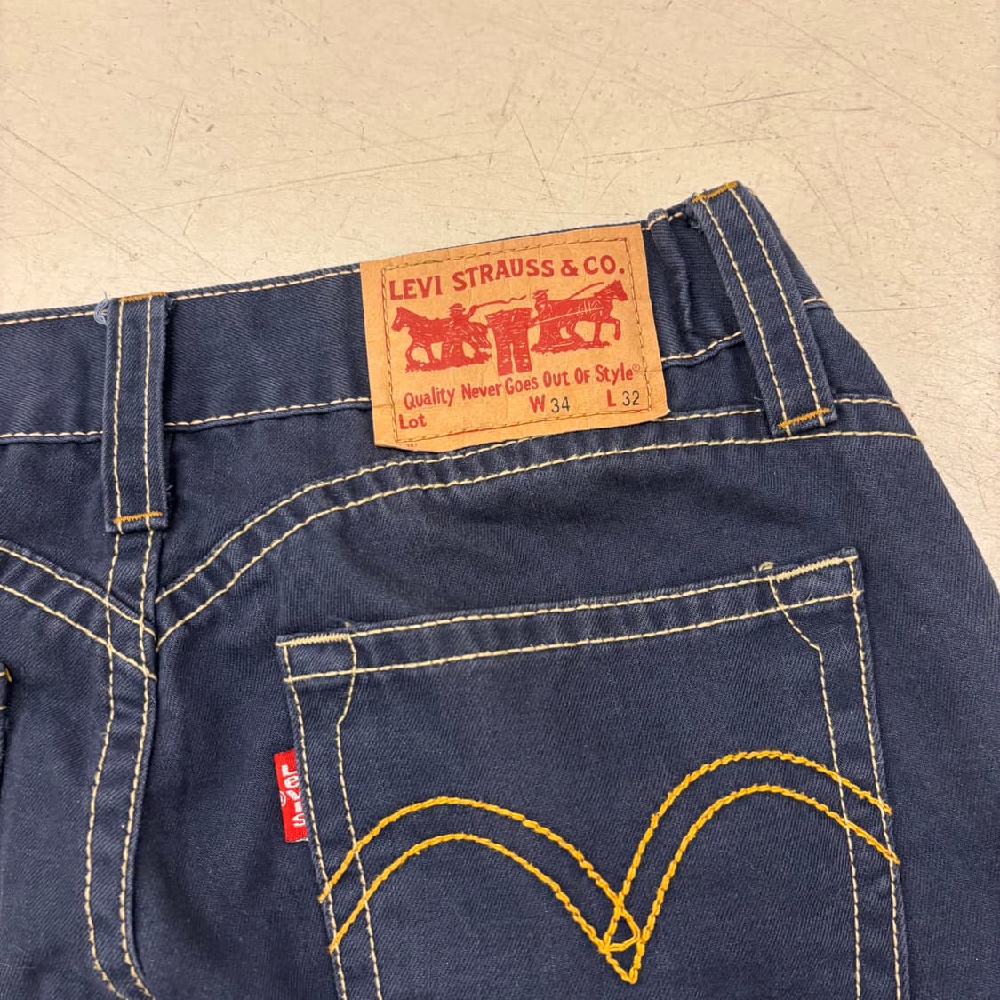 리바이스 타입원 중청 데님 팬츠 상품이미지2