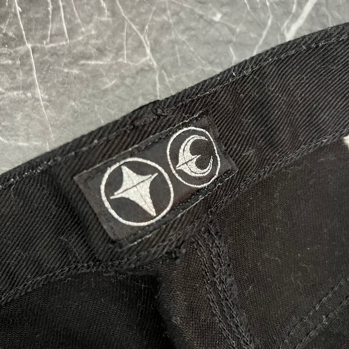 떠그클럽 체인 스티치 데님 팬츠 블랙 3  상품이미지6