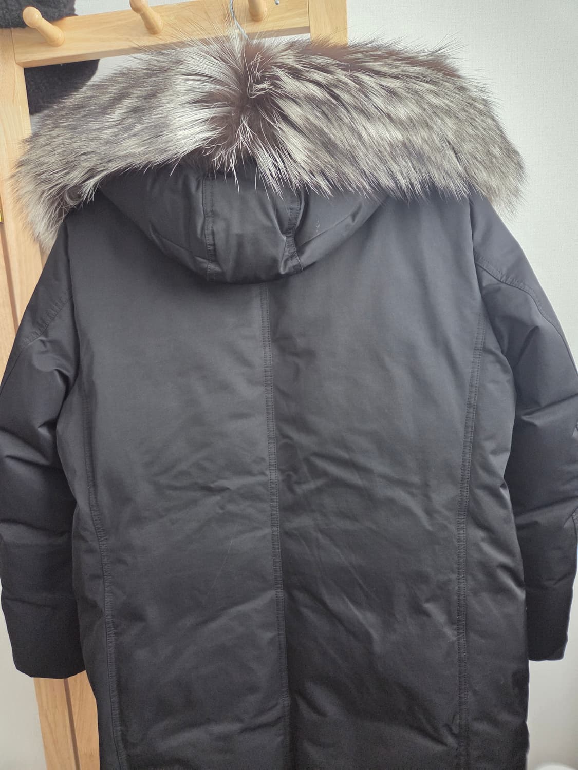 질스튜어트 뉴욕 폭스퍼 롱패딩 구스다운 상품이미지3