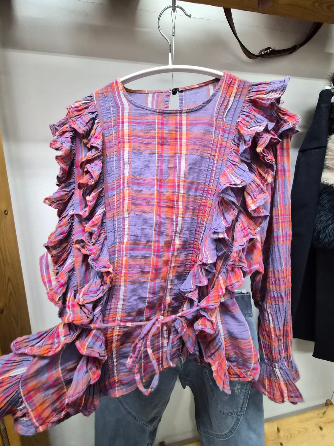 white.b 프릴블라우스.편집샾 배기팬츠 상품이미지3