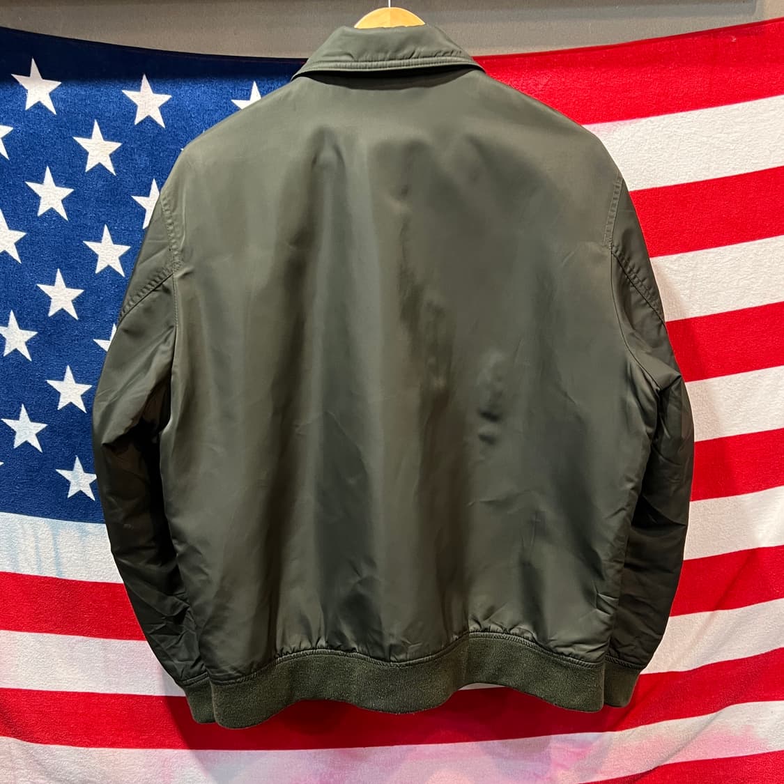 유니클로 봄버자켓 상품이미지2