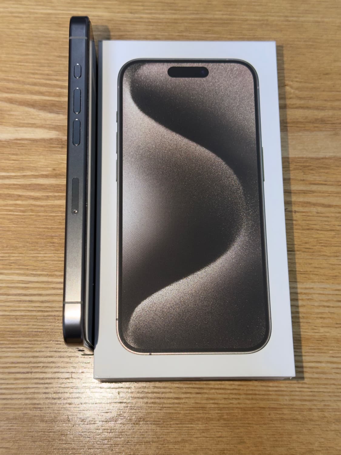 아이폰15 Pro 내추럴 티타늄 128g 상품이미지5
