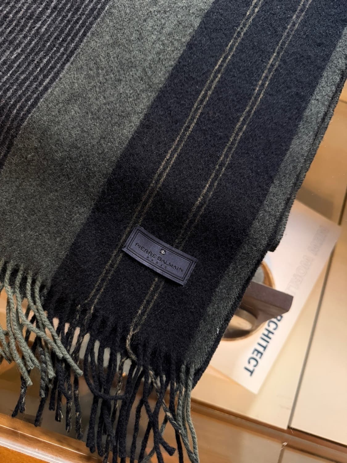 피에르 발망 램스울 머플러 상품이미지10