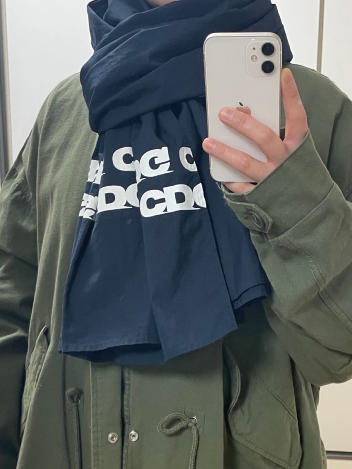 CDG 머플러 상품이미지1