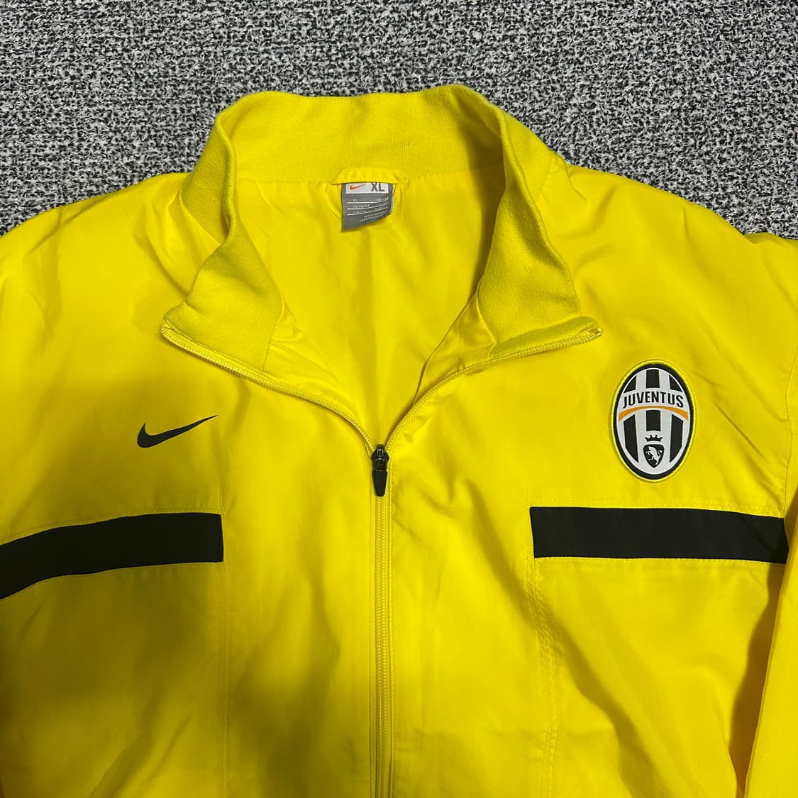 (XL) 나이키 유벤투스 08-09 바람막이 자켓 상품이미지2