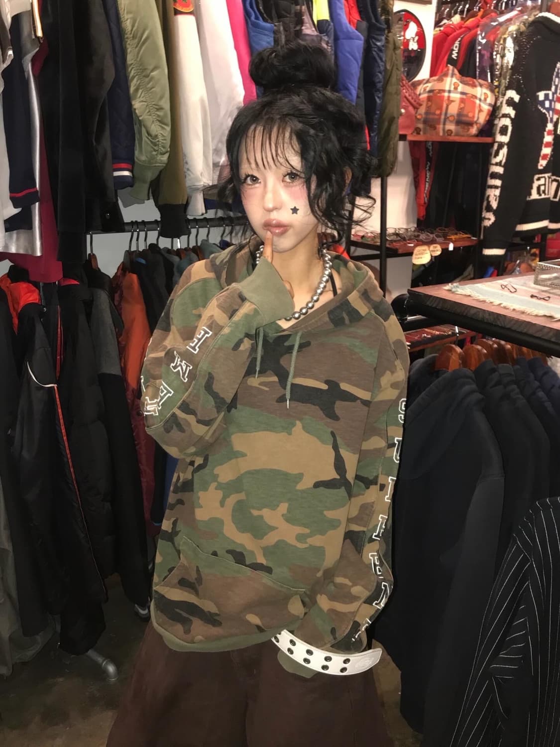 슈프림 사이드 로고 자수 카모 후드 롱슬리브  상품이미지2