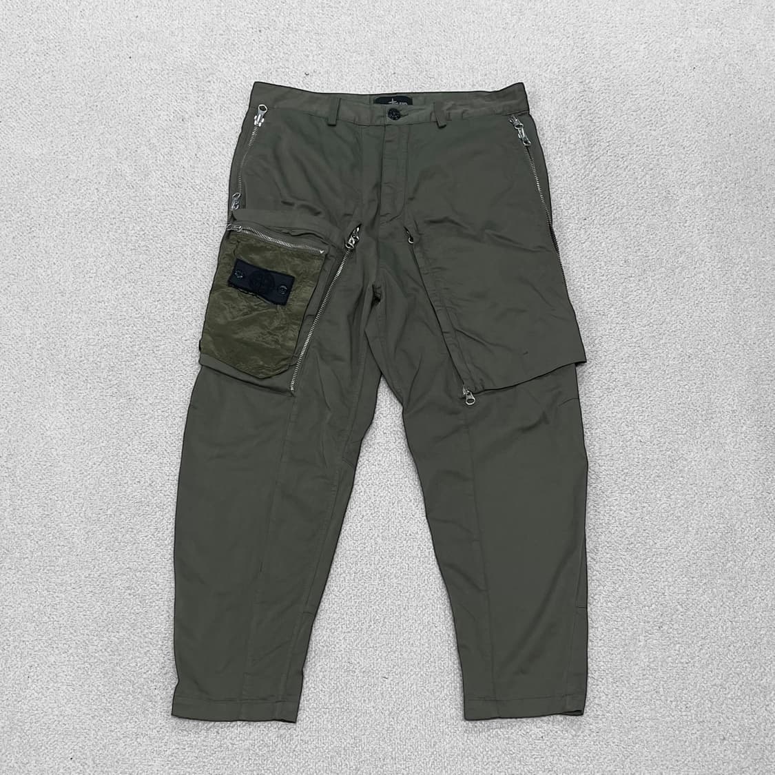 스톤아일랜드 쉐도우프로젝트 컨버트 카고 팬츠 카키 상품이미지1