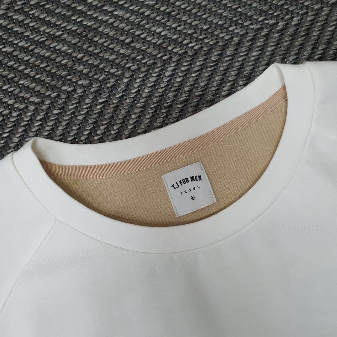 티아이포맨 까치자수 긴팔티 남자105 상품이미지2