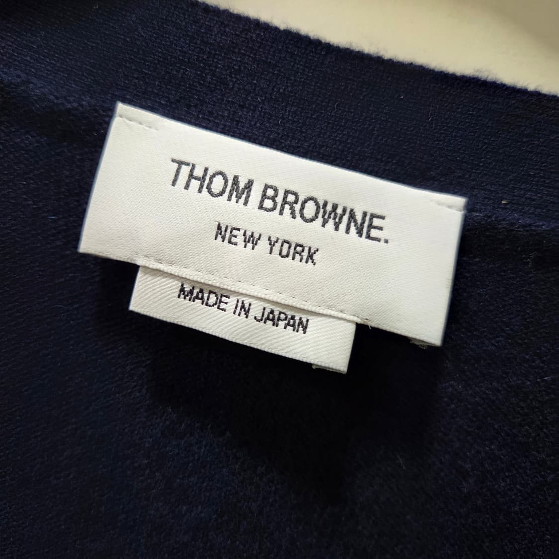 톰브라운 캐시미어 가디건 상품이미지2