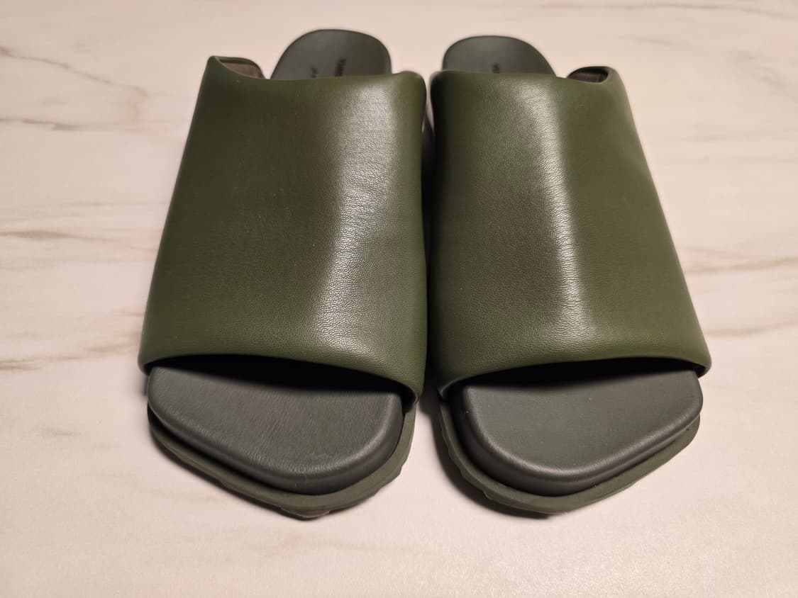 yume yume 유메유메 카키 샌들 41사이즈입니다. 상품이미지5