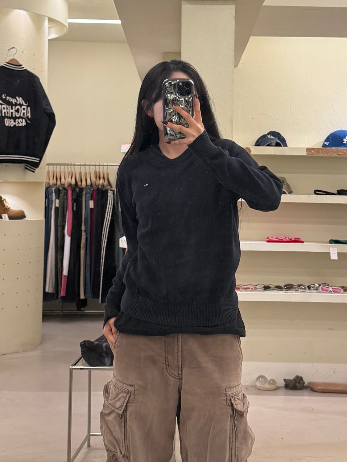 타미힐피거 브이넥 니트 스웨터 U1210 상품이미지1