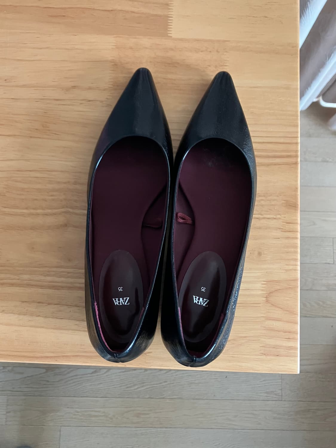 zara 애나멜 스타일 포인트 플랫 슈즈 상품이미지2