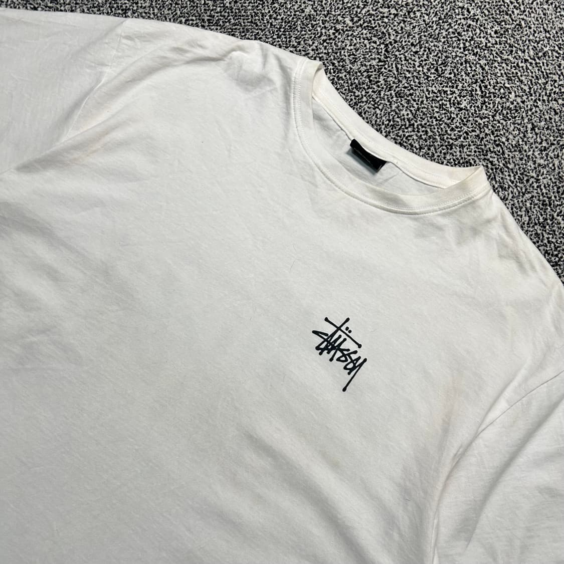 스투시 빅로고 화이트 반팔티 상품이미지2