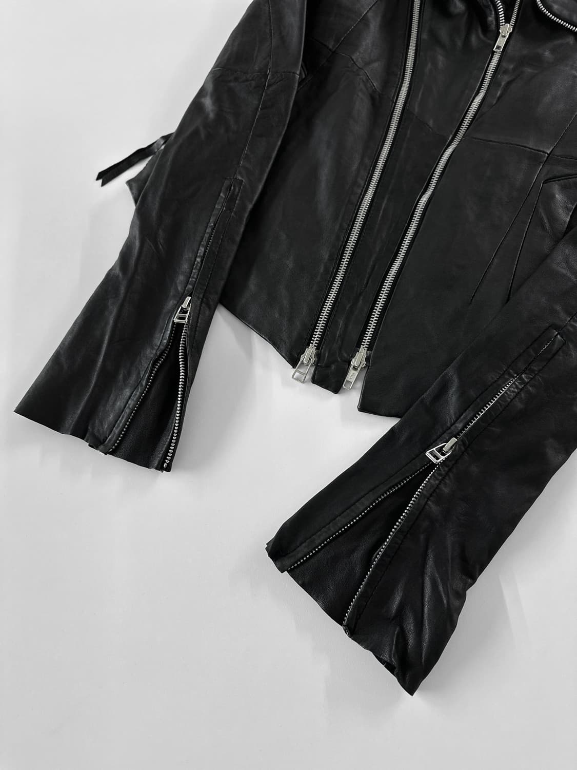 에캄 비대칭 램스킨 레더 자켓 상품이미지6