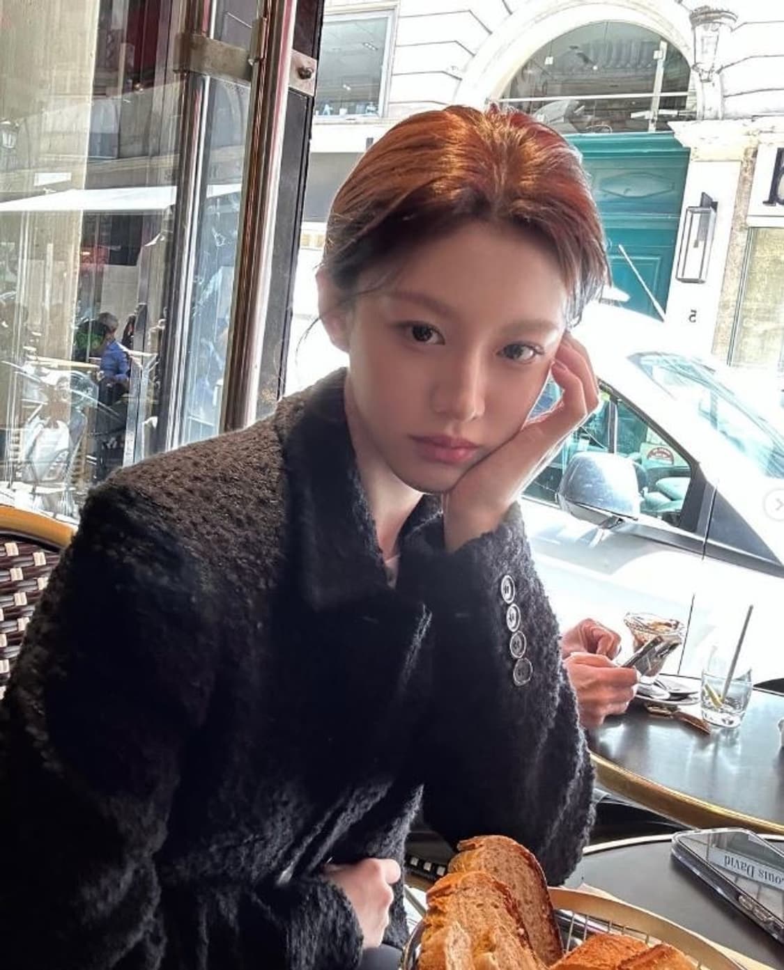 [스키즈 현진님 착용] 생로랑 22AW 트위드 자켓 상품이미지2