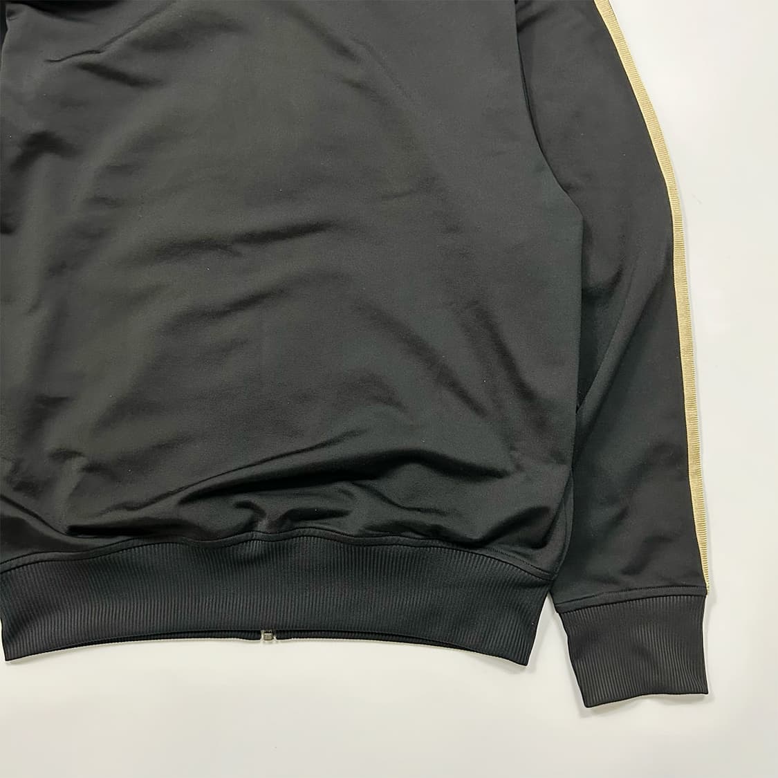 아디다스 골드 블랙 져지 트랙탑 상품이미지5