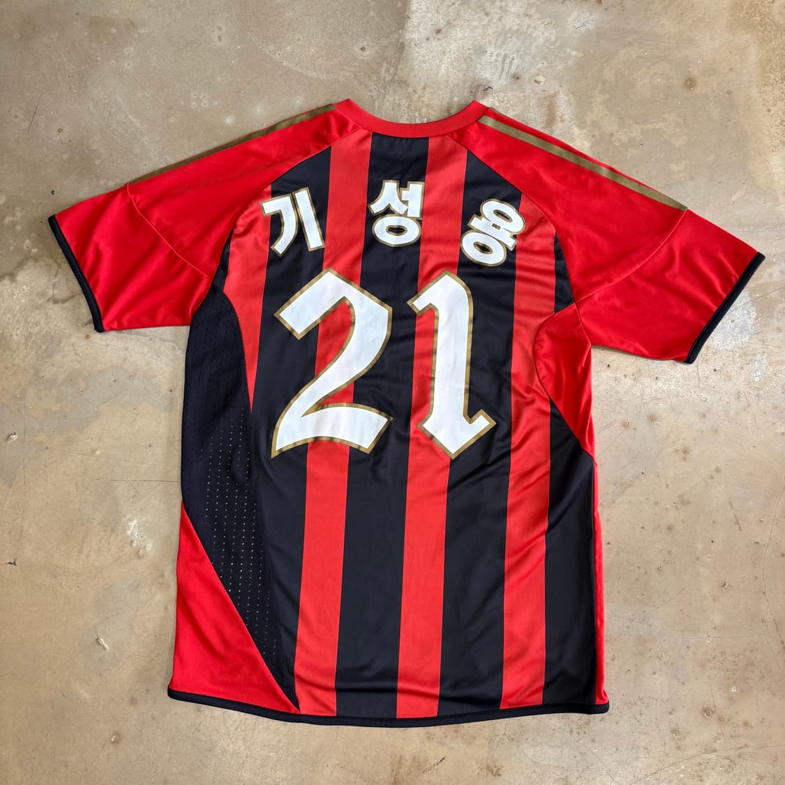 90 아디다스 FC서울 2009시즌 No.21 기성용 상품이미지2