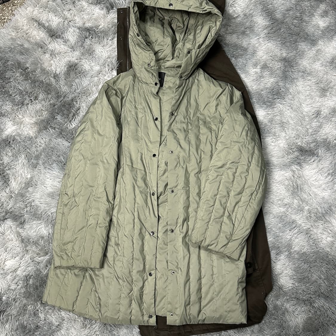 띠어리 매장판 브라운 야상점퍼 상품이미지4