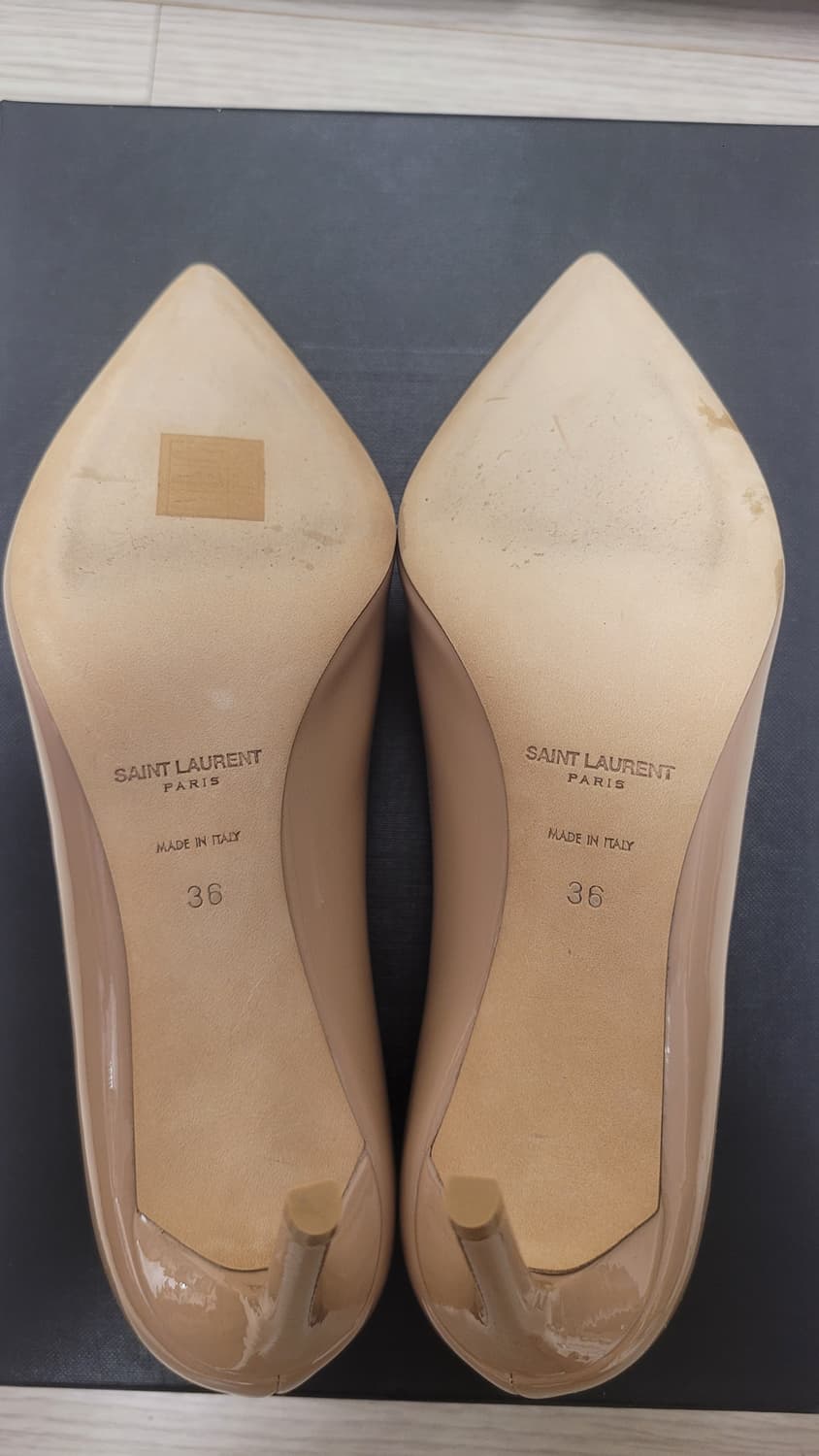 생로랑 ANJA 85 페이턴트 누드 36 사이즈 판매합니다. 상품이미지5