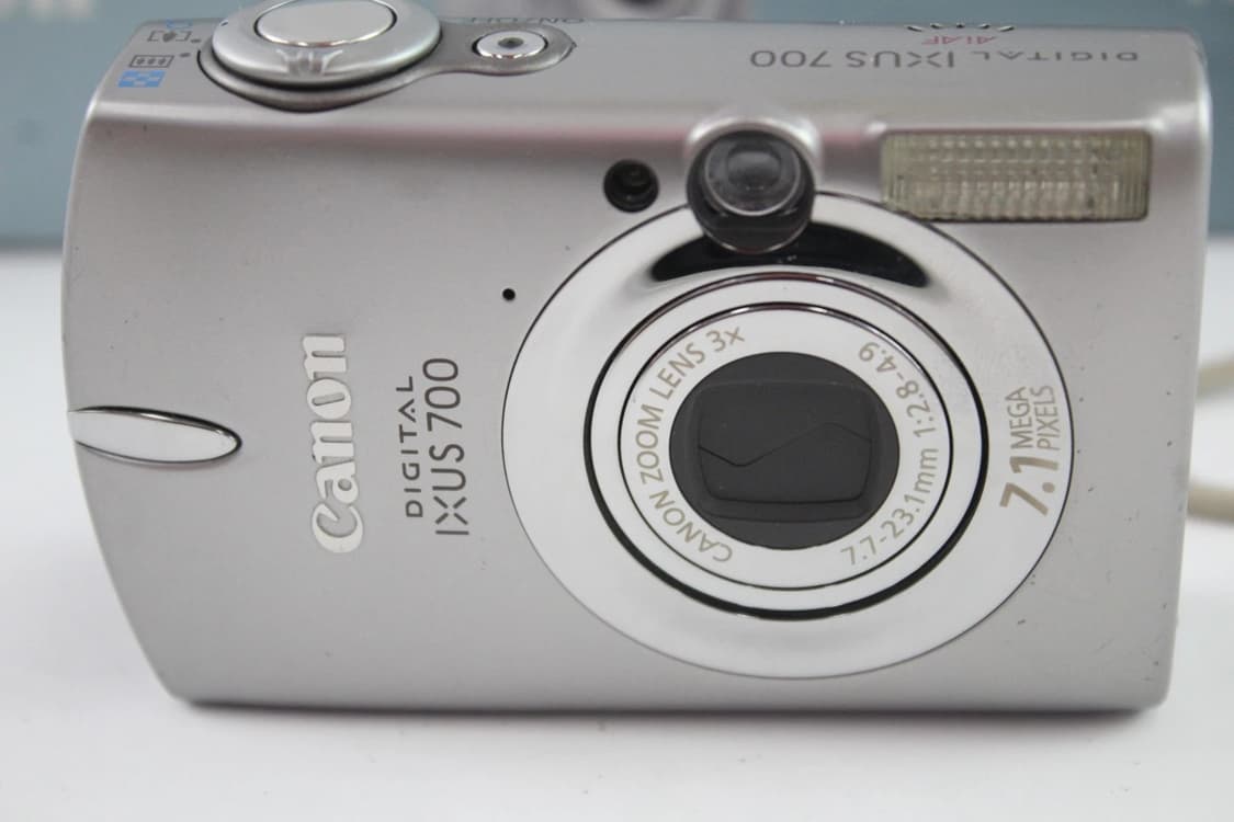 캐논 IXUS 700 풀박스(IXUS 700)팝니다.
3대 상품이미지2