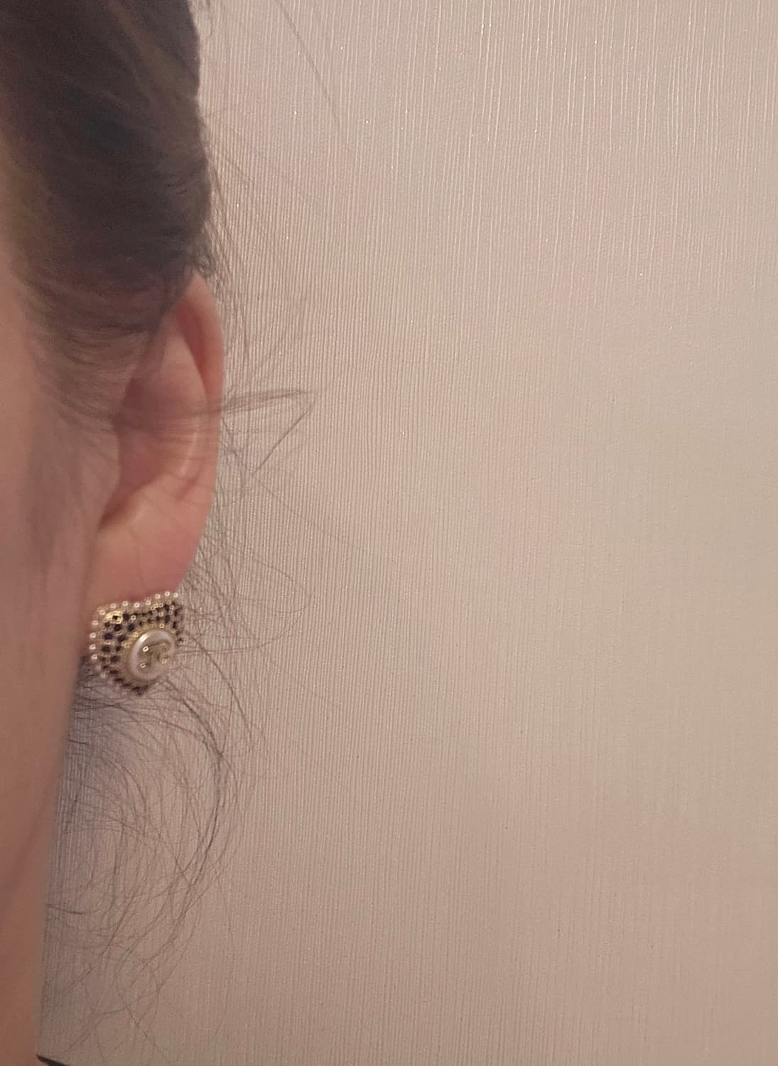 샤넬 큐빅하트 진주 블랙 귀걸이 업사이클링 상품이미지8