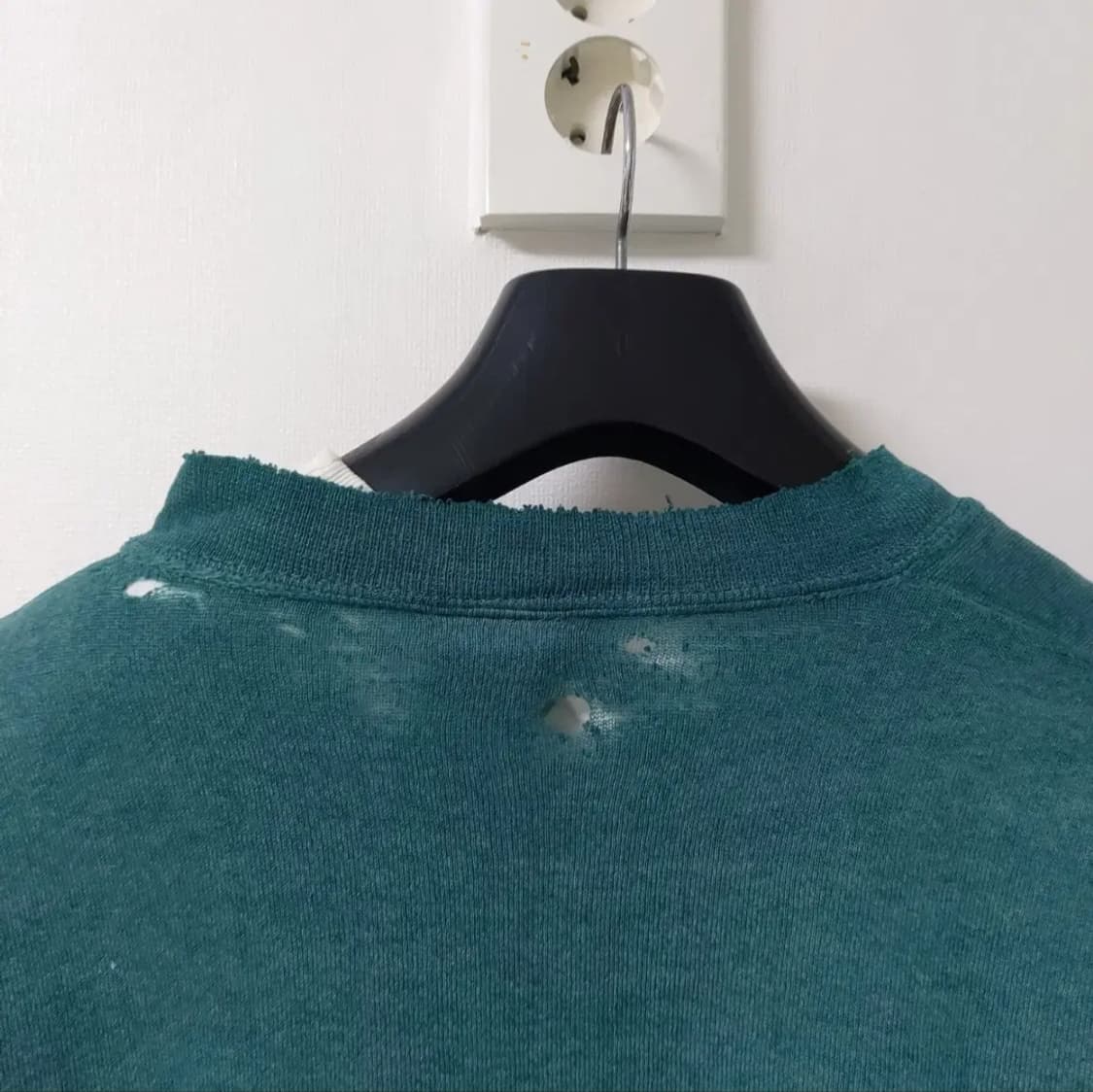 90's 빈티지 스웨트셔츠 디스트레스드 선페이드 상품이미지8