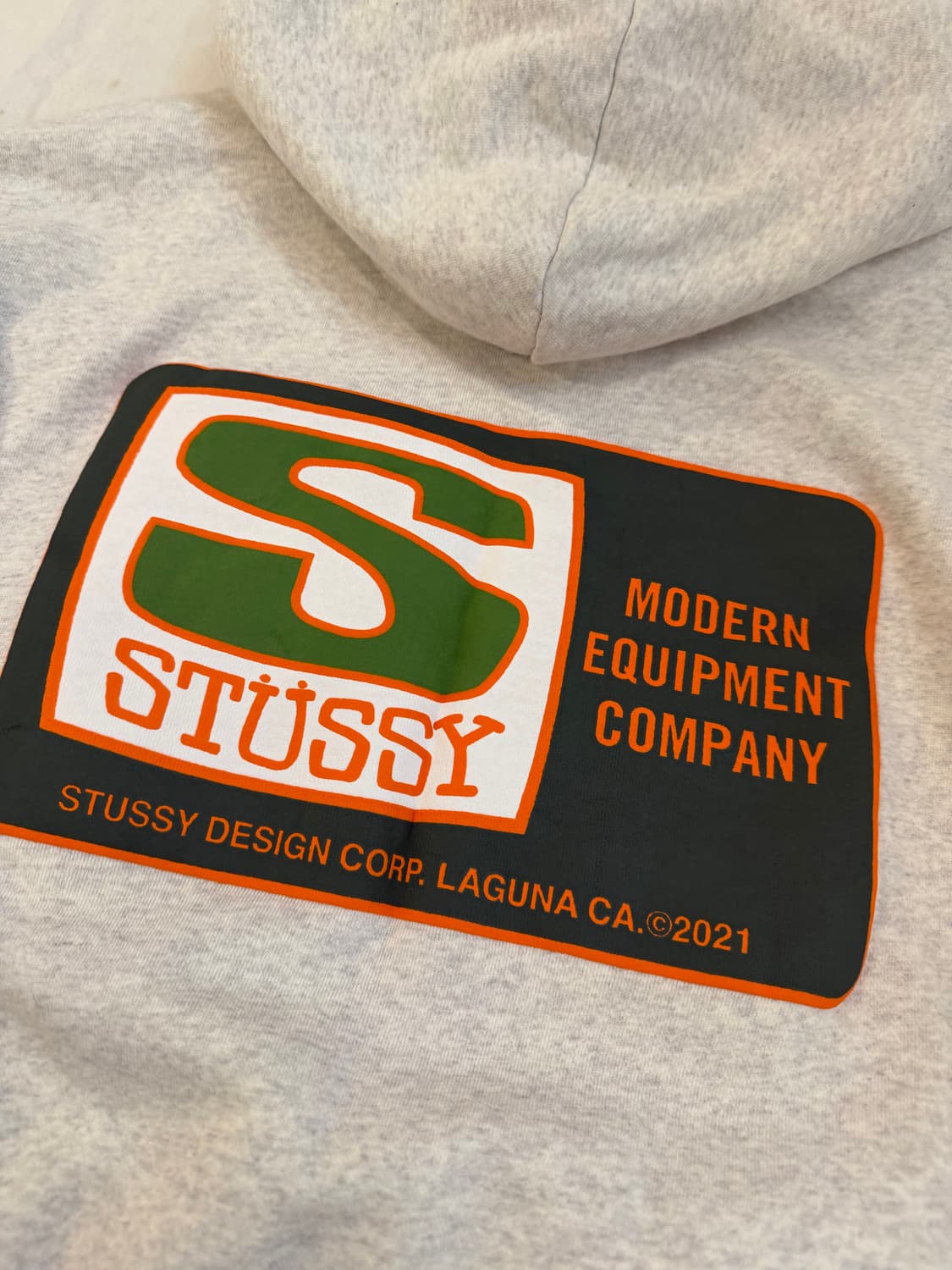 스투시 21FW 박스로고 크롭 후드티 그레이 상품이미지5