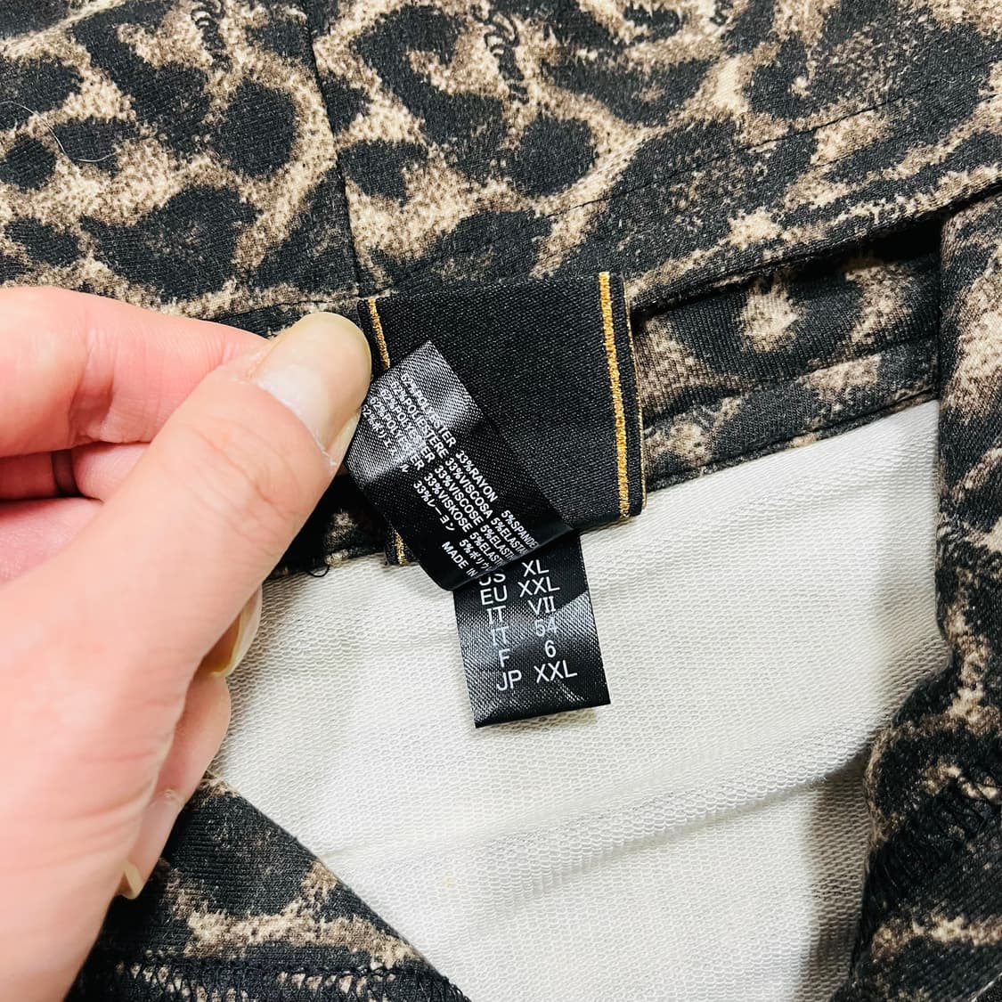 로엔 00s 레오파드 패턴 로고 스컬 링 후디 집업 상품이미지8