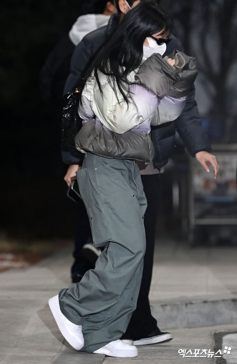 디스코드 사운드 더블 니 카펜터 팬츠 제니착용 M 상품이미지1