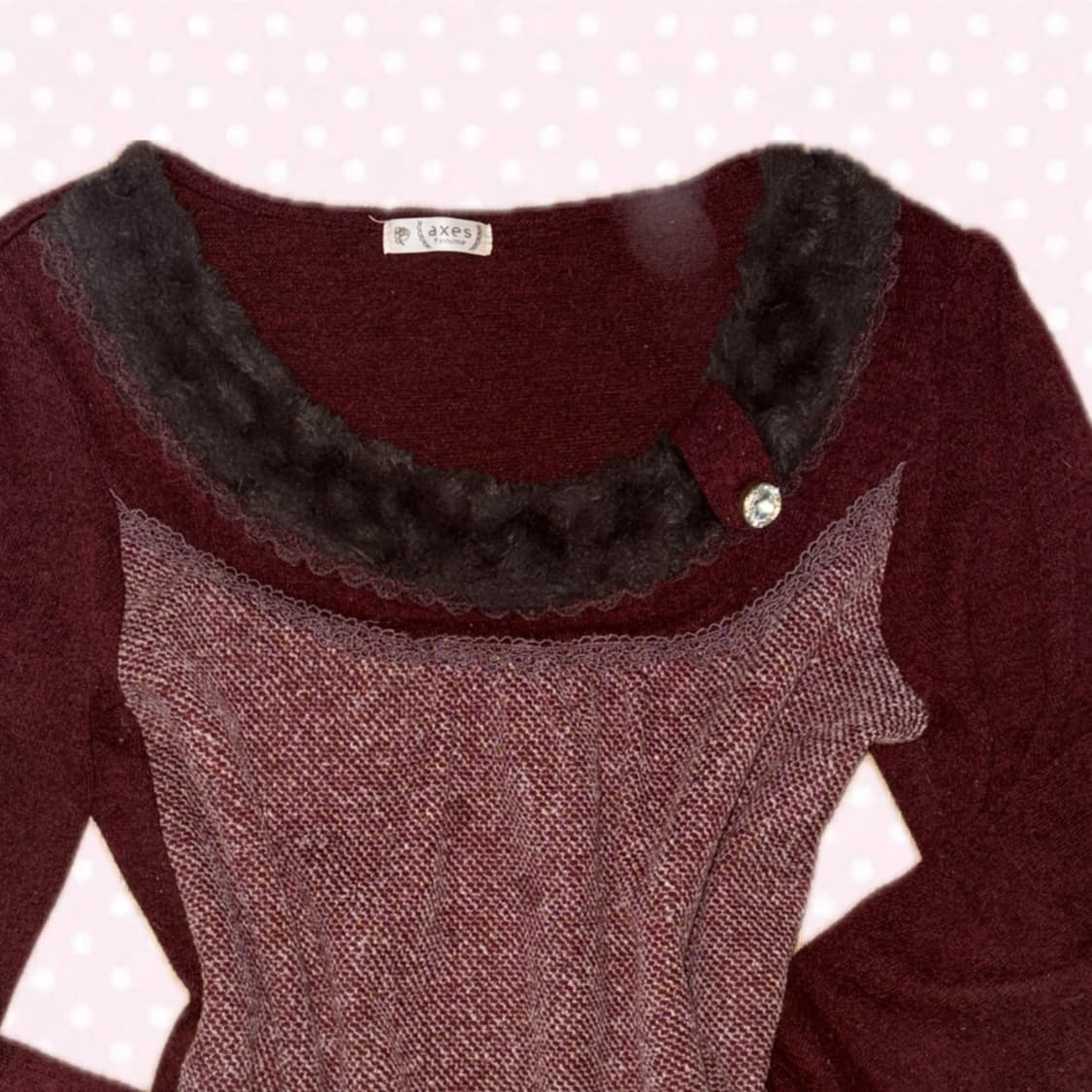 액시즈팜 톤다운레드 퍼 단추 장식 블라우스 긴팔 상의 상품이미지2