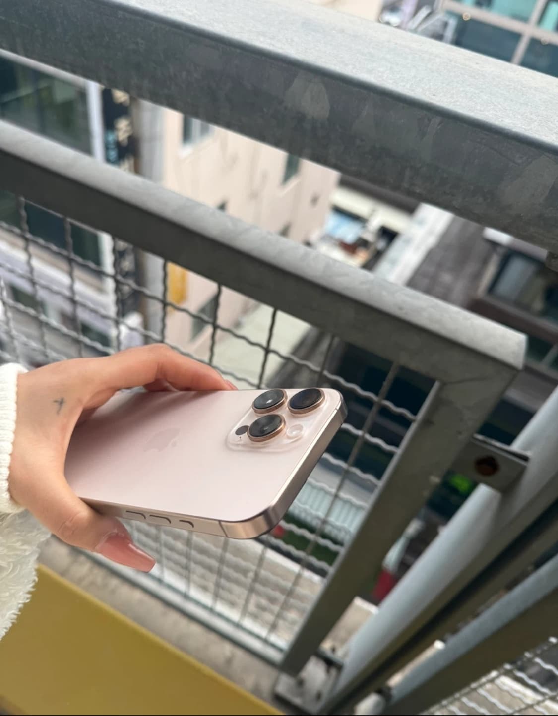 아이폰 16 Pro Max 데저트 256GB 자급제 상품이미지2