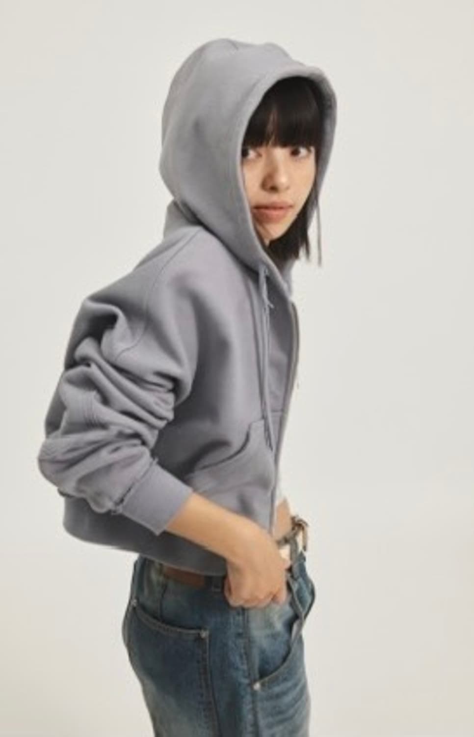 새상품) 마뗑킴 x 피치스 로고 그래픽 크롭 후디 집업 라일락 상품이미지3