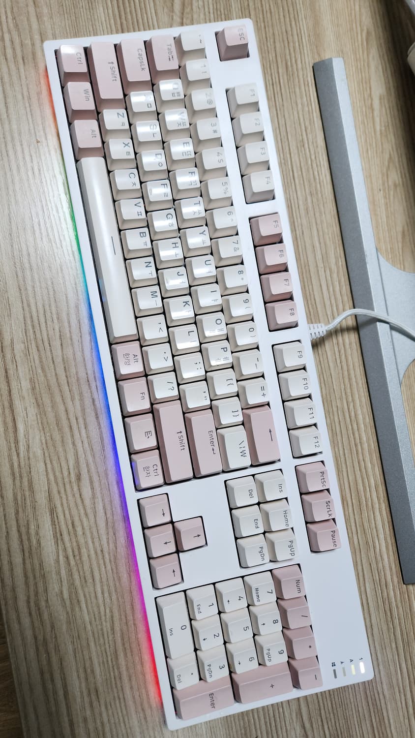 #앱코 게이밍 기어 브랜드 콕스 COX CK104  이중사출 키보드 급처 상품이미지2