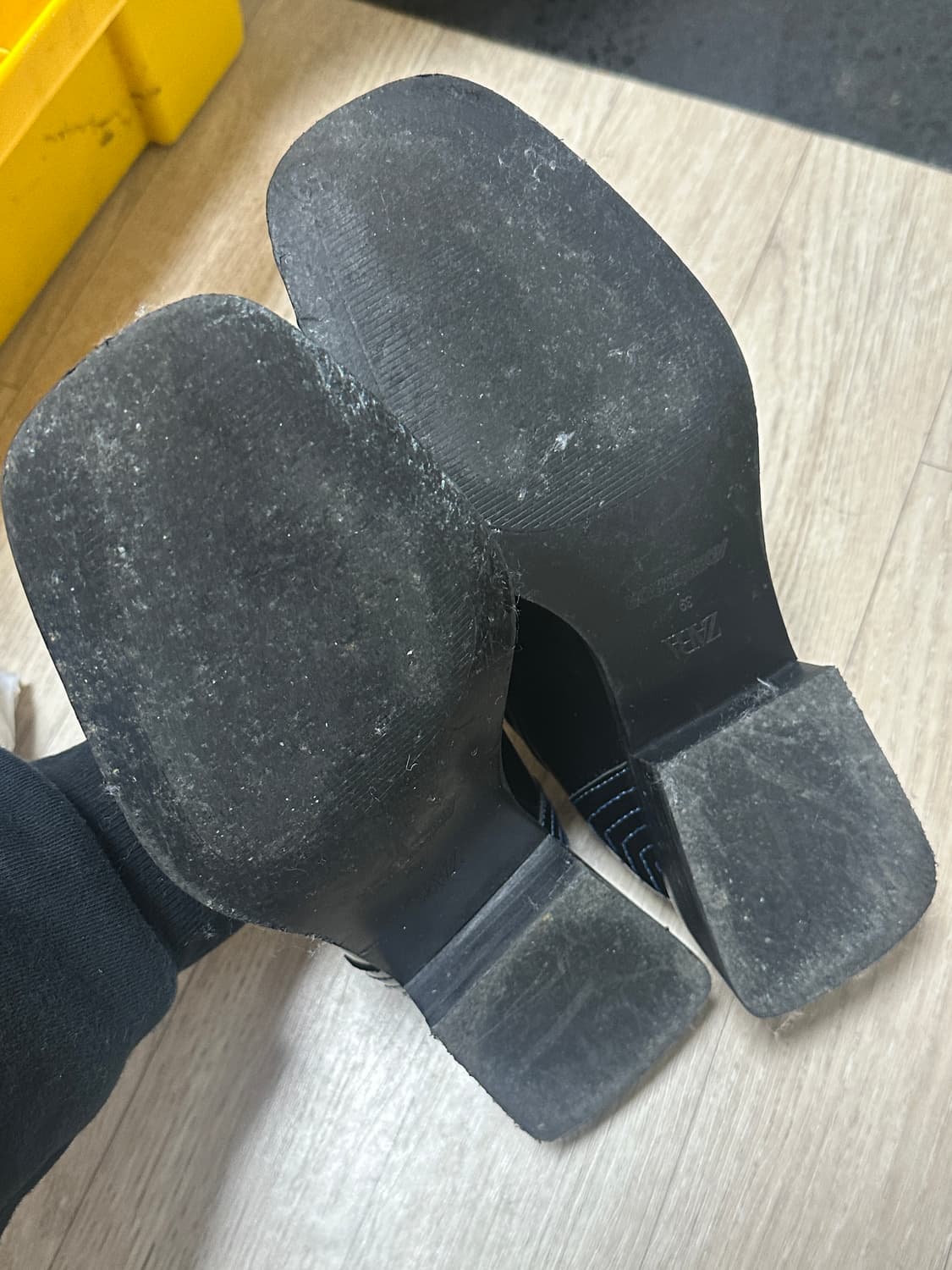 255, eu39) 자라 아더에러 레더 로퍼 상품이미지2