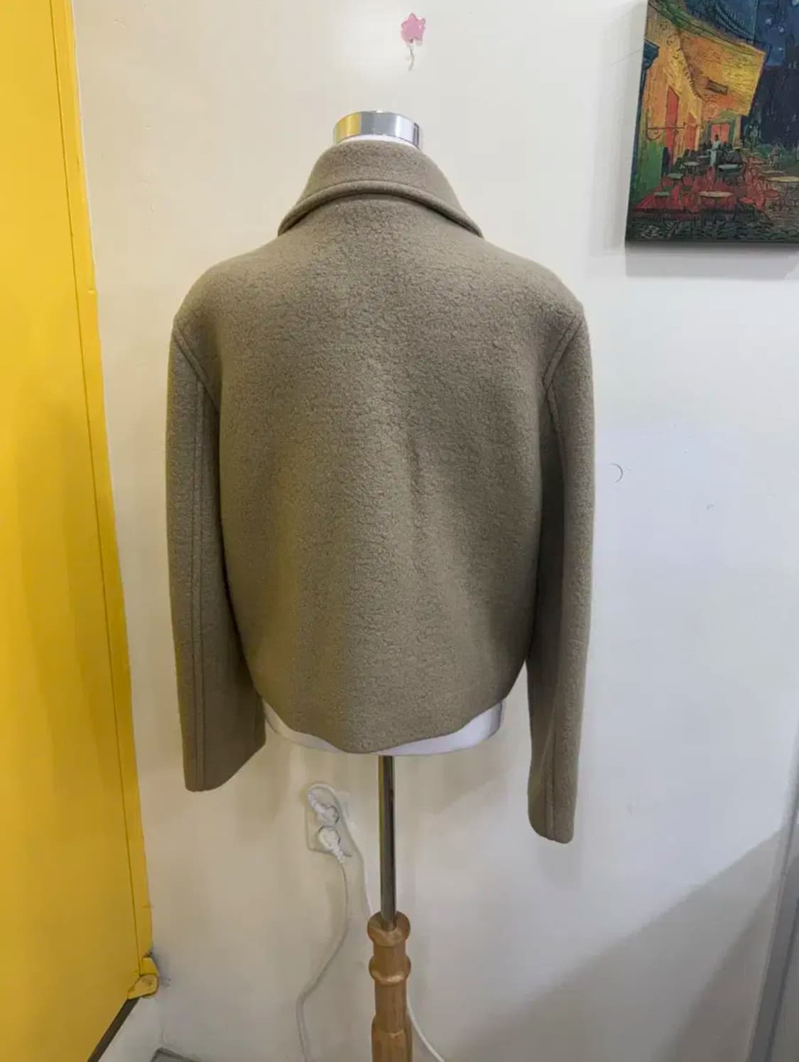 URAGO 유라고 21년 울70 부클 숏코트 상품이미지5