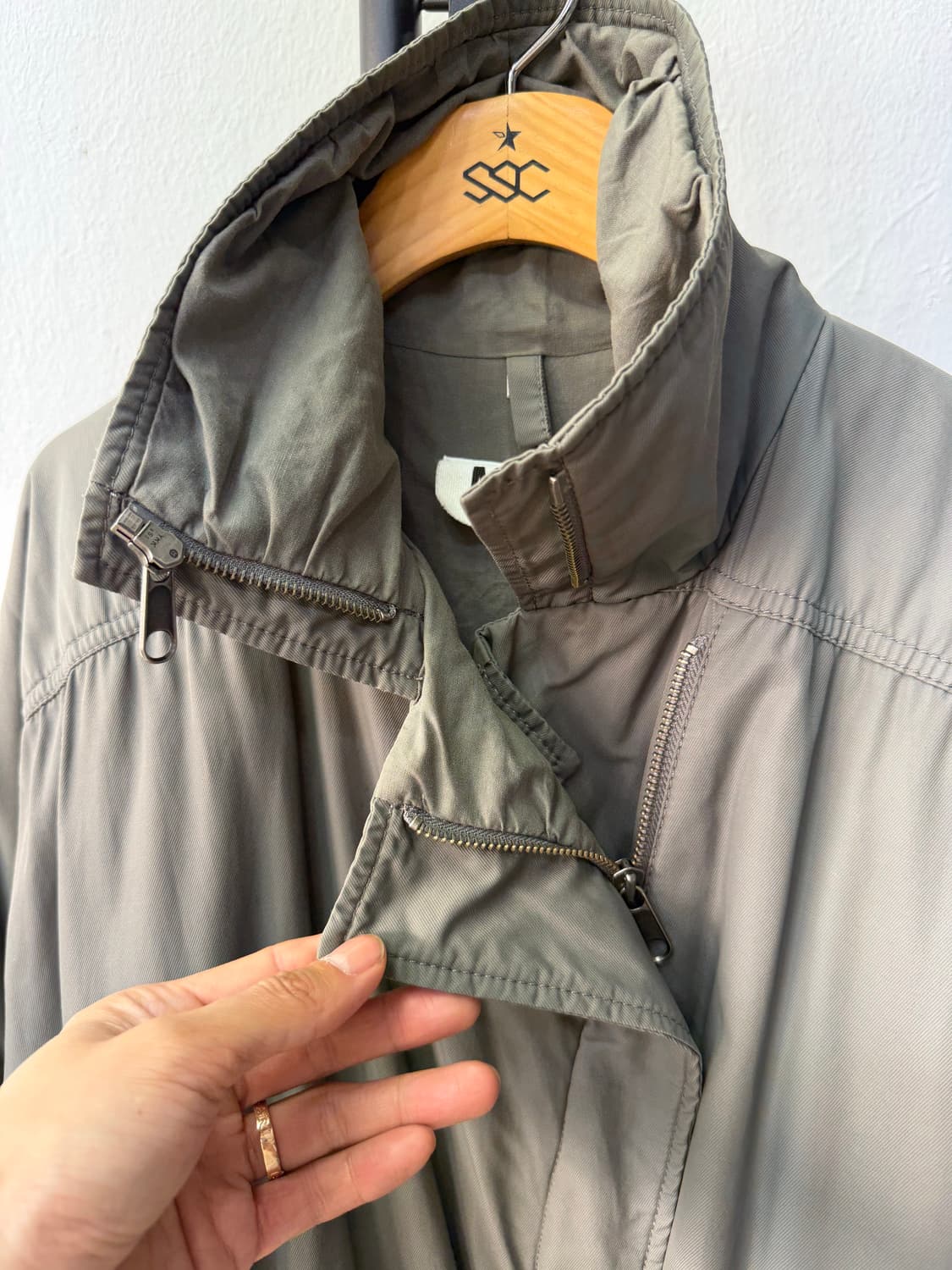 정품) 메종마르지엘라 여성 루즈핏 벨트 롱 자켓 40 상품이미지5