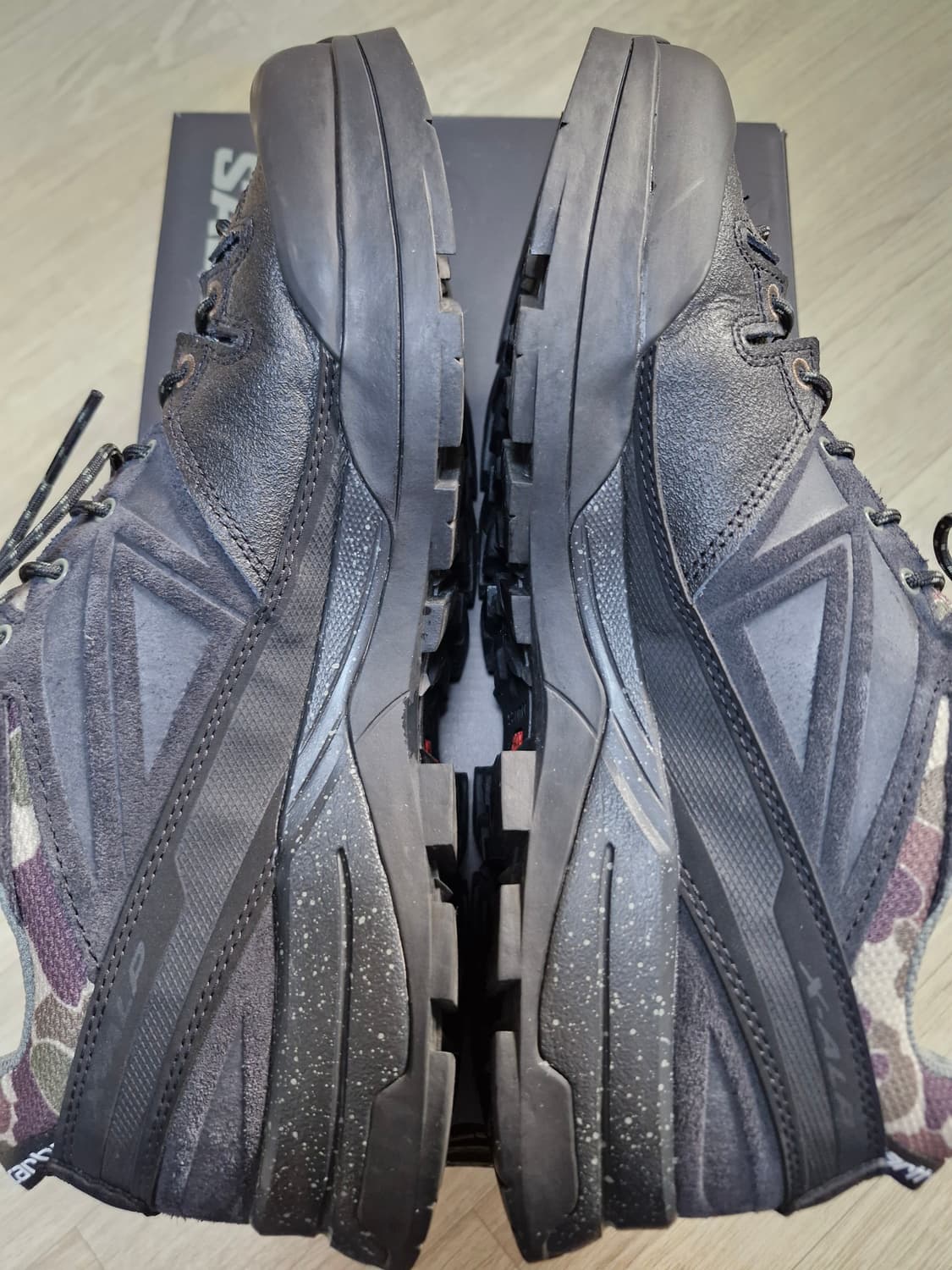 살로몬 칼하트윕 x-alp 블랙 280사이즈 판매합니다 상품이미지3