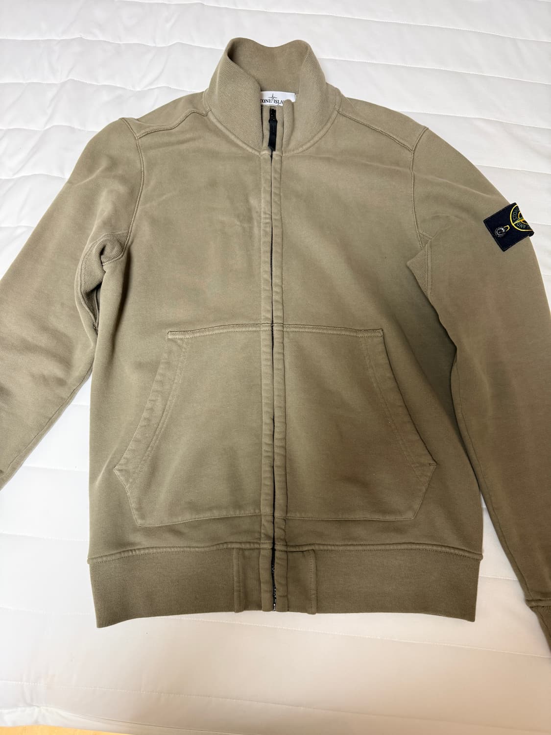 스톤아일랜드 집업 상품이미지1