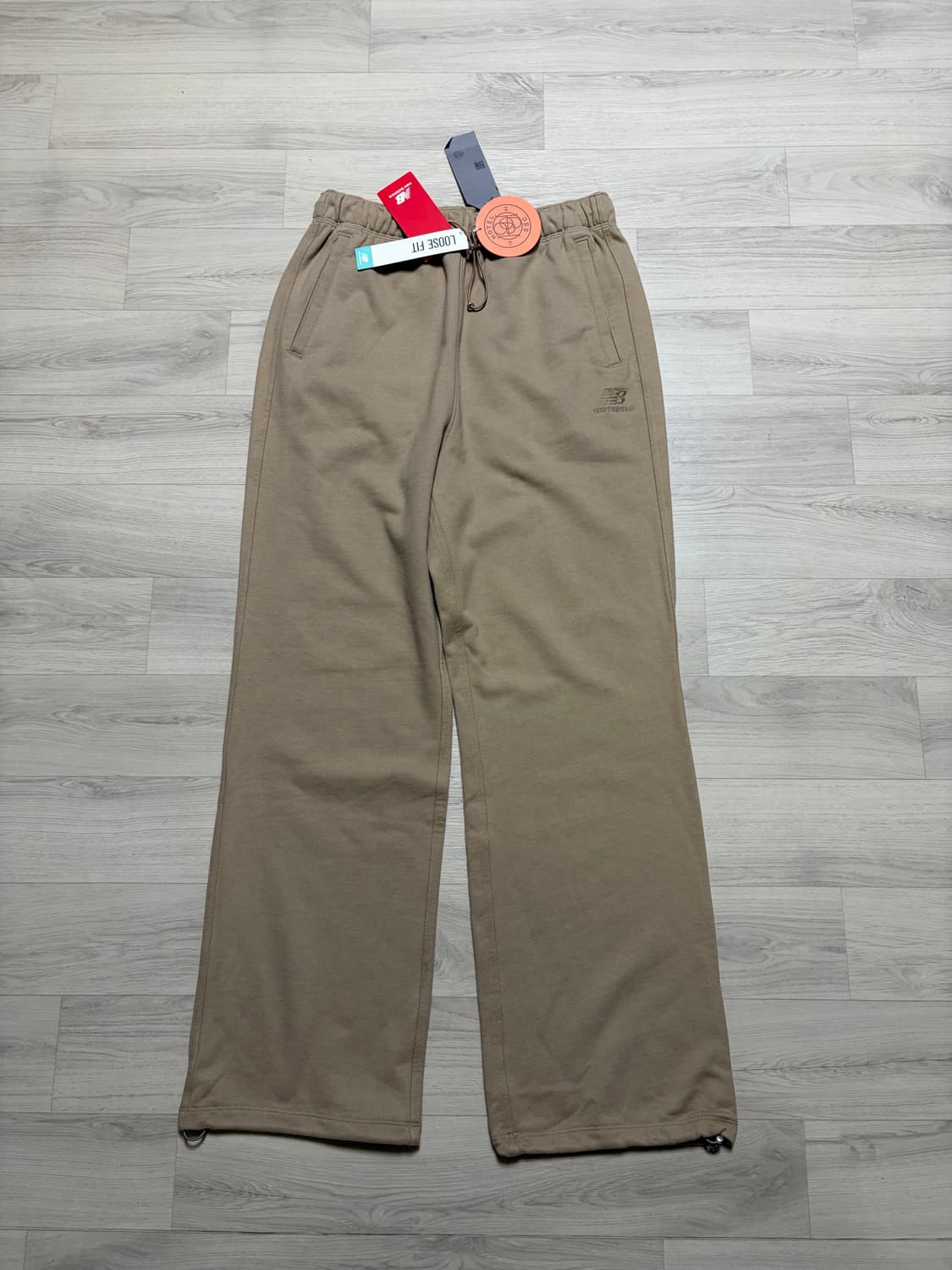 뉴발란스x호텔990 스웻 팬츠 오트밀 멜란지 L사이즈 판매 상품이미지1