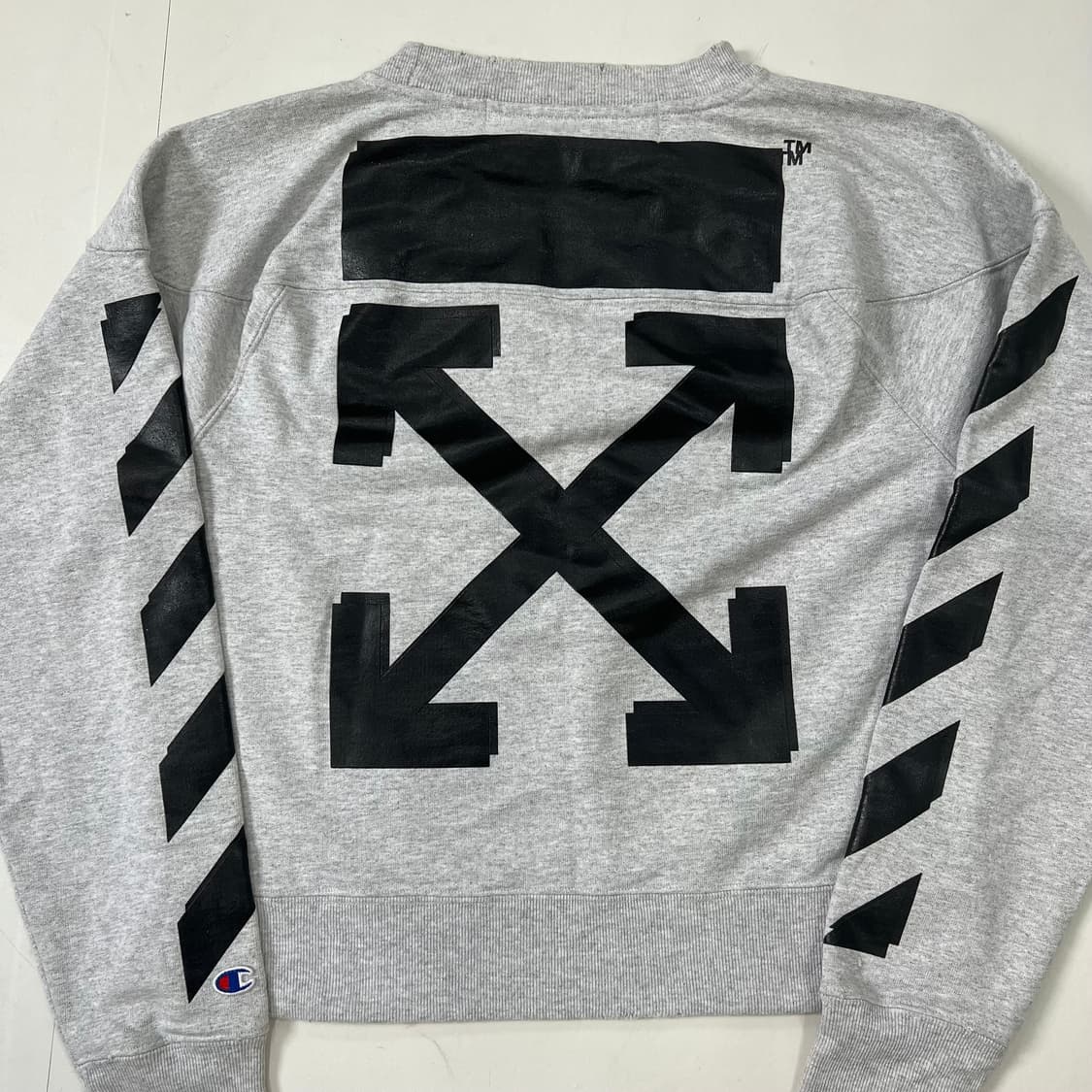 오프화이트 챔피온 맨투맨 상품이미지2