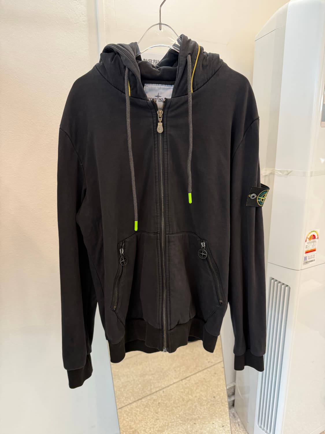 Stone Island Hooded Zip-up Jacket  상품이미지1