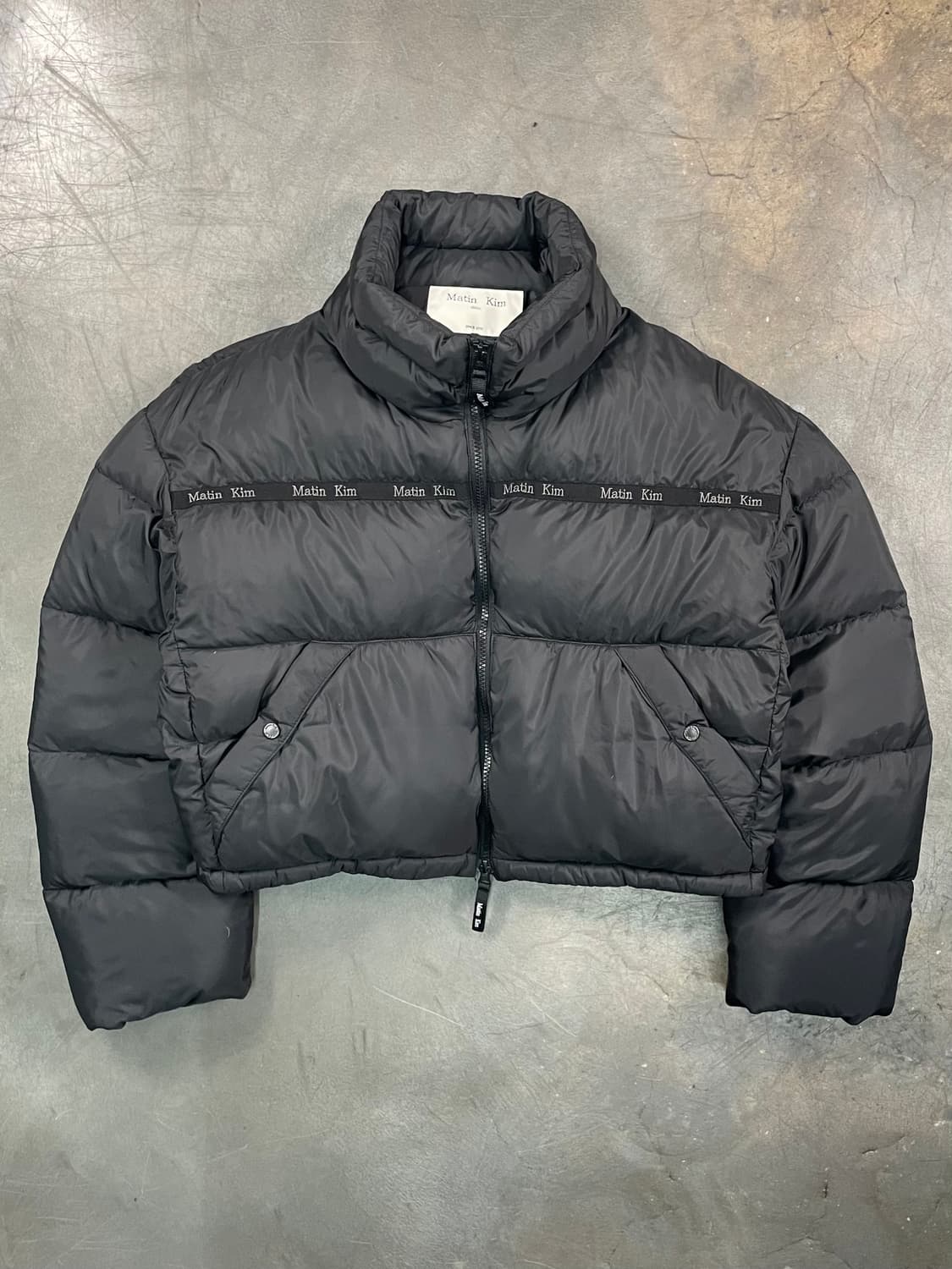 마뗑킴 로고 테이핑 크롭 숏패딩 상품이미지1