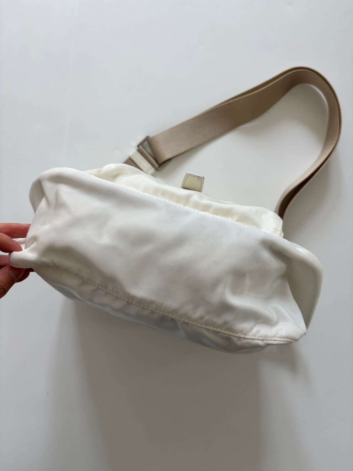 Prada 프라다 화이트 포코노 나일론 크로스백  상품이미지3