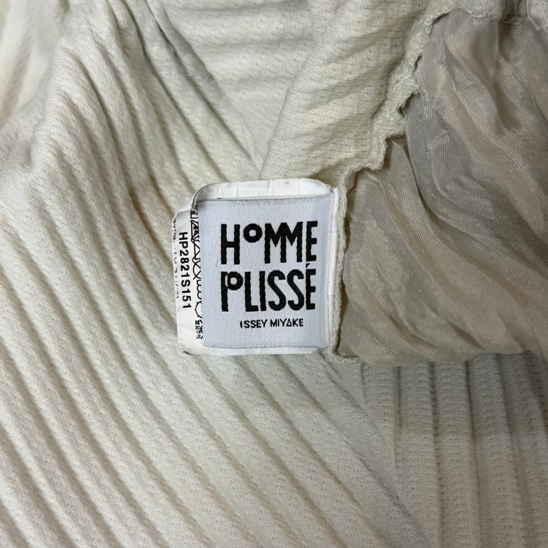 [리오브] 이세이미야케 옴므플리세 플리츠 바지 상품이미지4