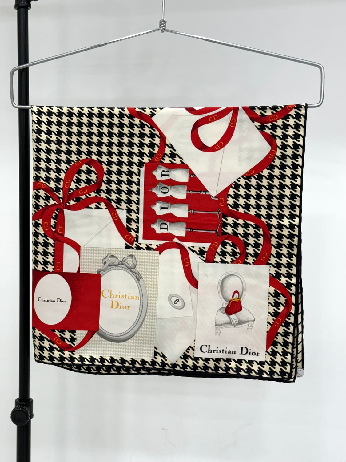 정품) 크리스찬디올 실크 스카프 상품이미지1