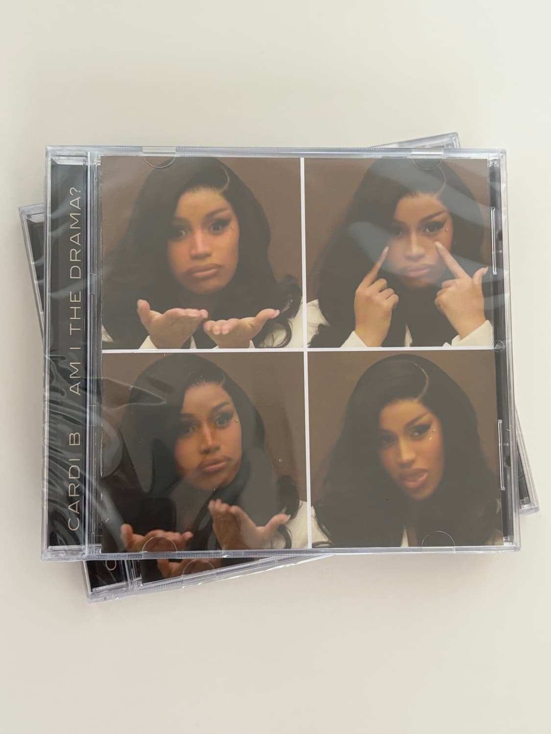 카디비 Am I the Drama 법정에디션 CD 상품이미지1
