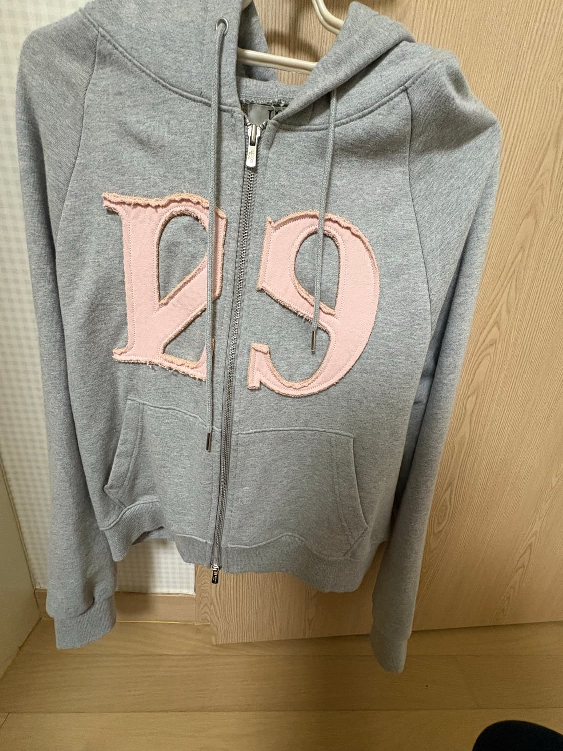 일리고 후두집업 새상품 s (유우시 손민수 템) 상품이미지1